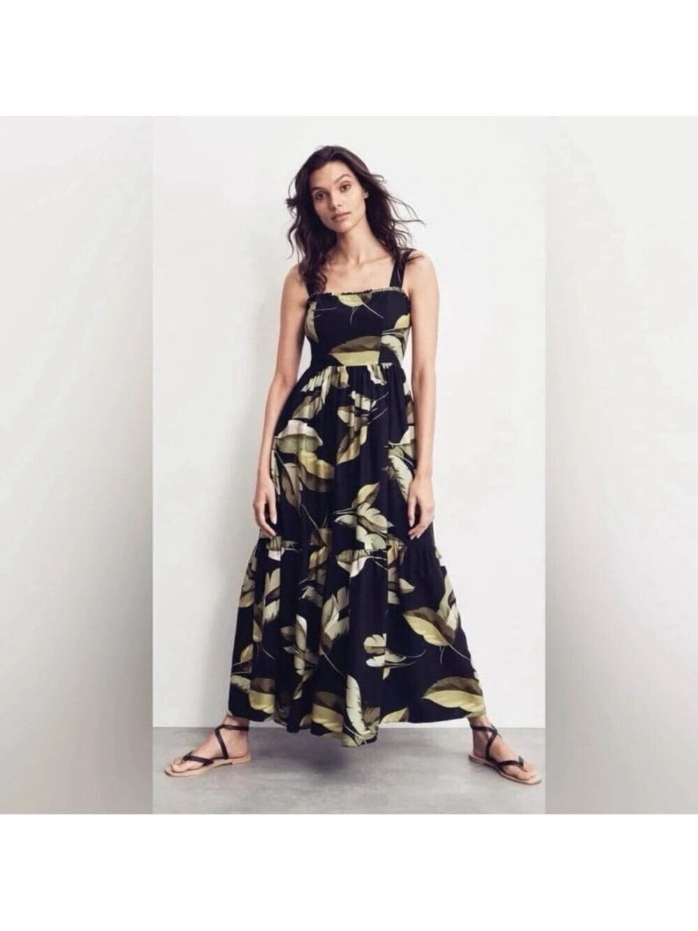 Witchery Black Palm Leaf Ruched Back Maxi Dress Size 8 Tiered Skirt
